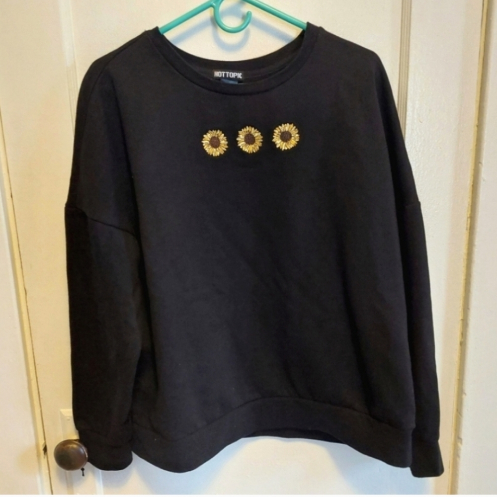 Hot Topic Sunflower Embroidered Crew Neck Pullover Sweatshirt